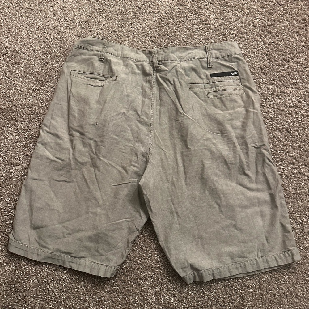Vans Men's Tan Flat Front Shorts